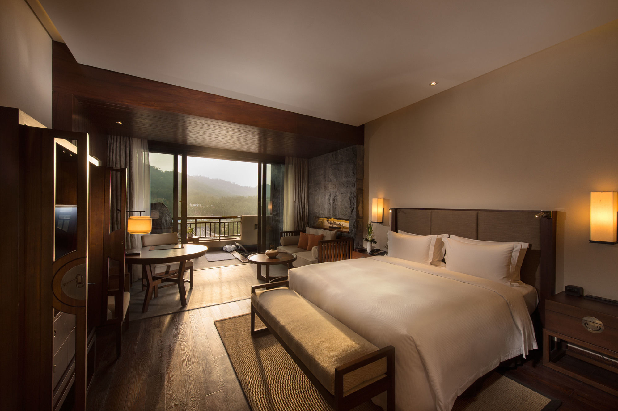 Doubletree Resort By Hilton Hotel Hainan - Qixianling Hot Spring Баоцинь Экстерьер фото